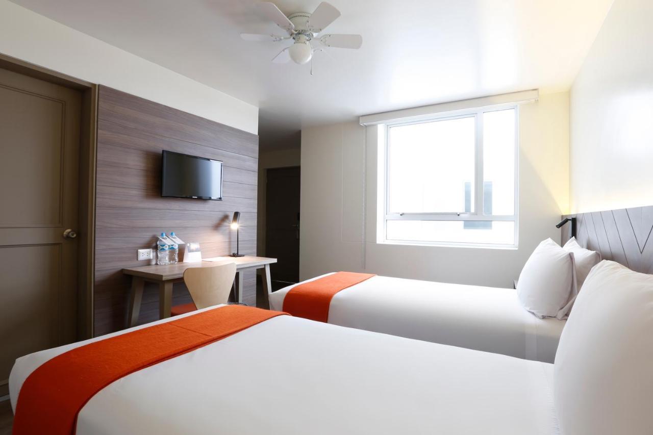 Casa Andina Standard Trujillo Plaza Hotel Bagian luar foto
