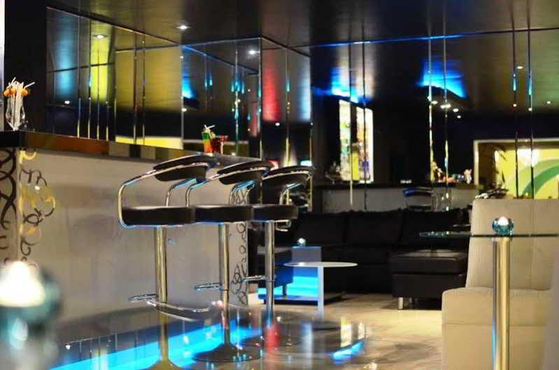 Casa Andina Standard Trujillo Plaza Hotel Bagian luar foto